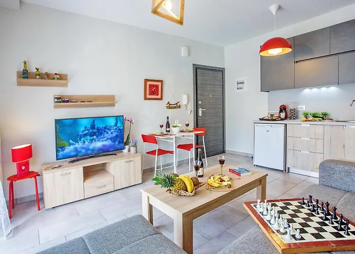 Апартаменты Sun & Sea Luxury Неа-Перамос