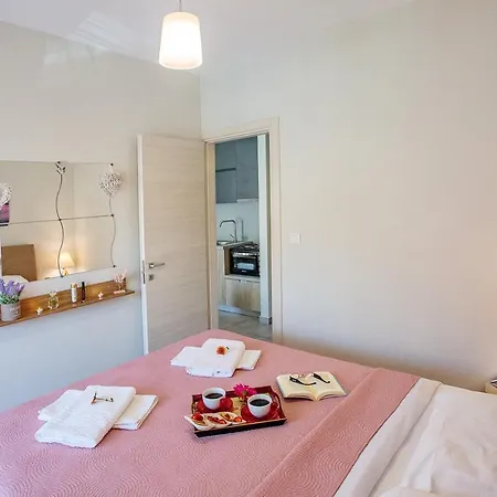 Sun & Sea Luxury Apartment Néa Péramos